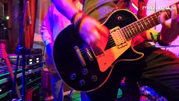 Zachód Sezonu 2024 w Tawernie Rozbitek, Blue Card