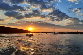 Rejsy jachtem żaglowym w Mikołajkach - zdjęcie 12