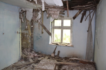 Nieduże poniemieckie siedlisko, 5 km od Karwicy i jeziora Nidzkiego - zdjęcie 19