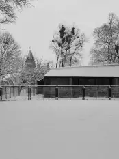 Działka z lokalem tuż koło linii brzegowej, Mazury - zdjęcie 2