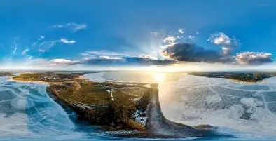 Zimowe jeziora Żabinki i Gołdopiwo, zachód słońca